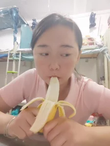 山师母狗露脸口活展示